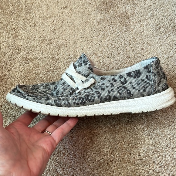 Gypsy Jazz Leopard Slip Ons - Picture 2 of 7